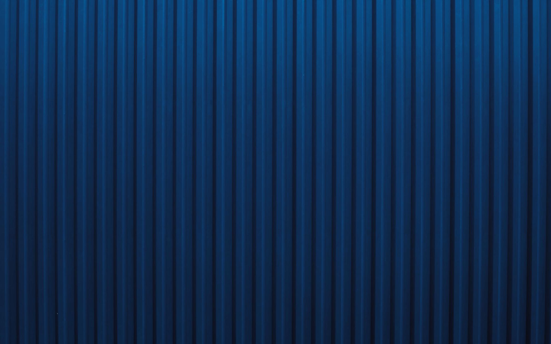 Blaue Containerwand